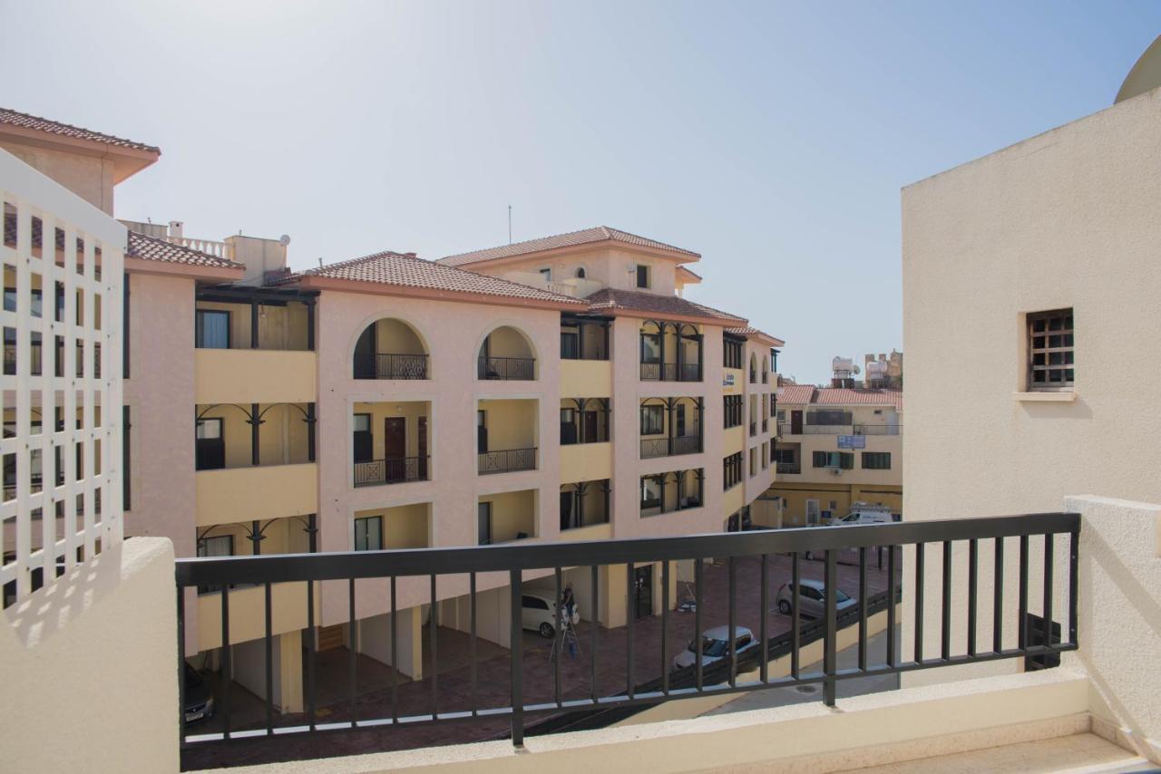 One Bedroom Apartment In Paphos In Good Location Esterno foto